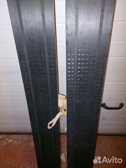 Лыжи охотничьи пластиковые