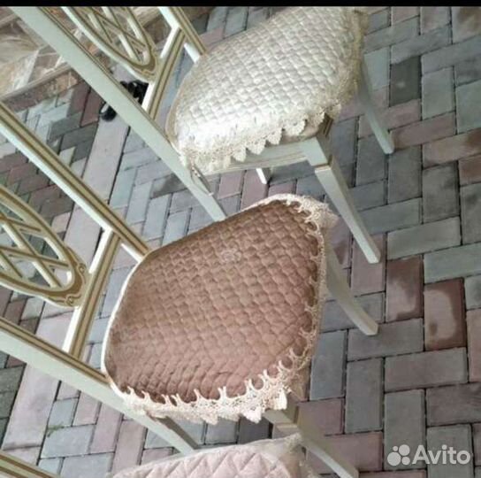 На стулья