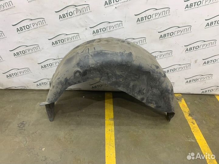 Подкрылок задний левый Land Rover Range Rover