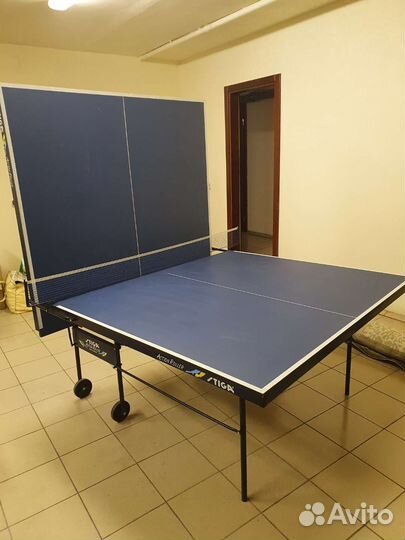 Теннисный стол б/у stiga action roller