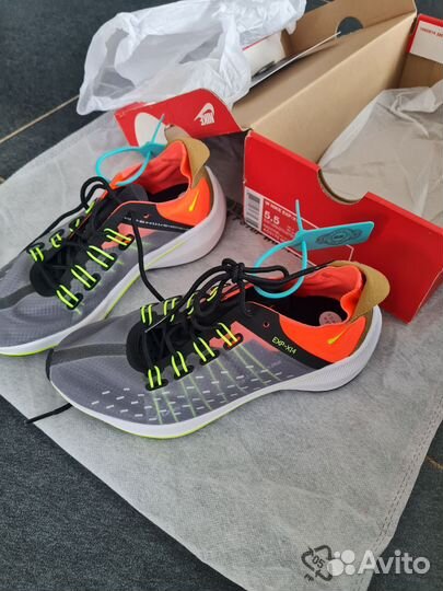 Беговые кроссовки женские nike EXP-X14