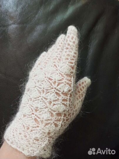 Перчатки ажурные вязаные