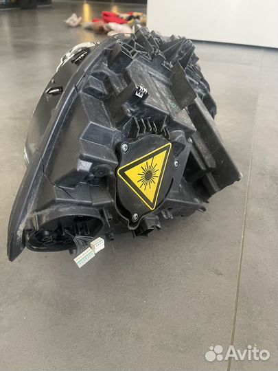 Фара передняя правая bmw320 2021 г g20