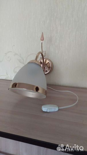 Настенный светильник бра