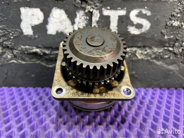 Помпа охлаждения Nissan Skyline VQ25DD