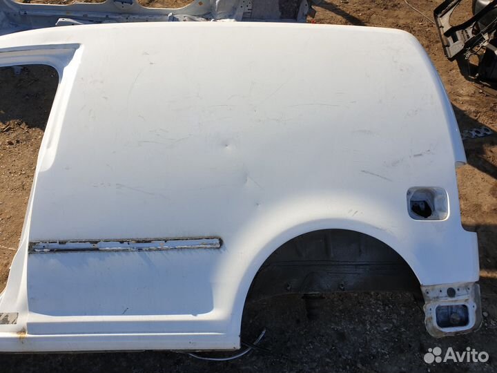 Крыло заднее левое бок бочина vw caddy 3 порог