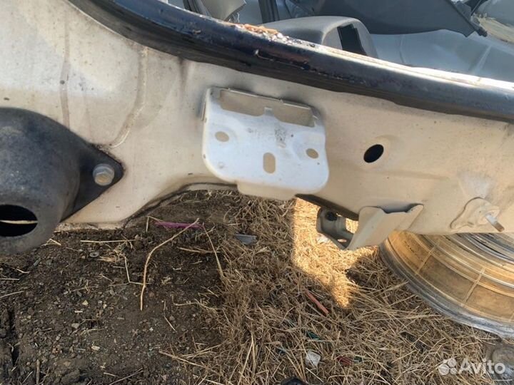 Панель кузова задний Toyota Isis ZGM10 2zrfae 2009