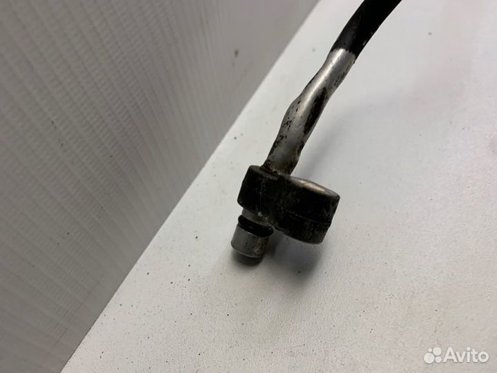 Трубка кондиционера Nissan Almera N16 седан 1.5