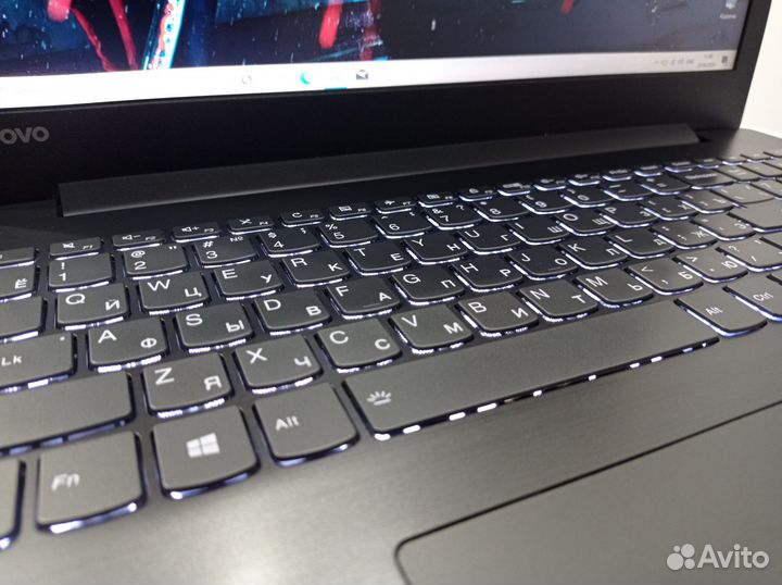 Игровой ноутбук Lenovo i7-8th 16Gb GTX 1050