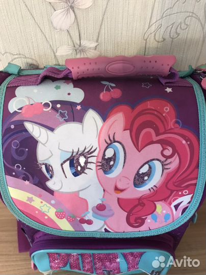 Школьный ранец