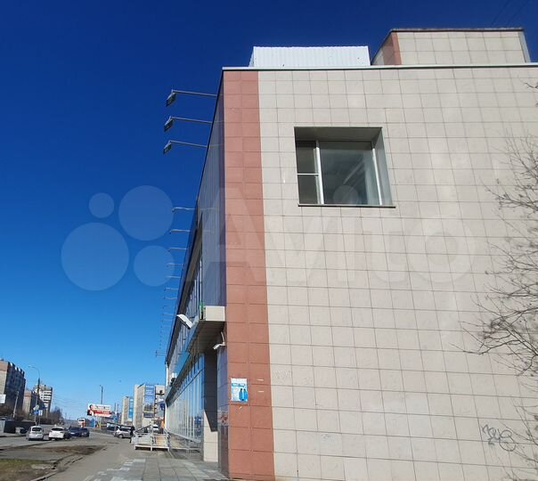 Торговое помещение, 400 м²