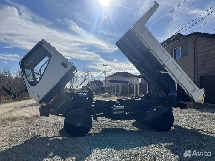 Mitsubishi Fuso Canter, 1998