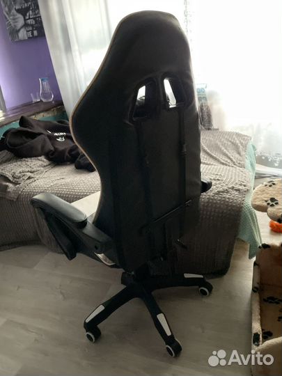 Компьютерное кресло бу (сломана крестовина)