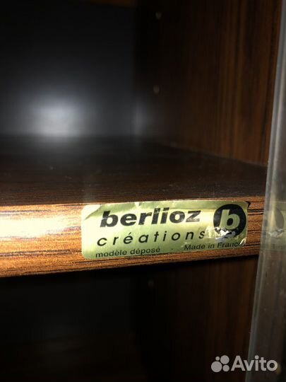 Тумба под телевизор