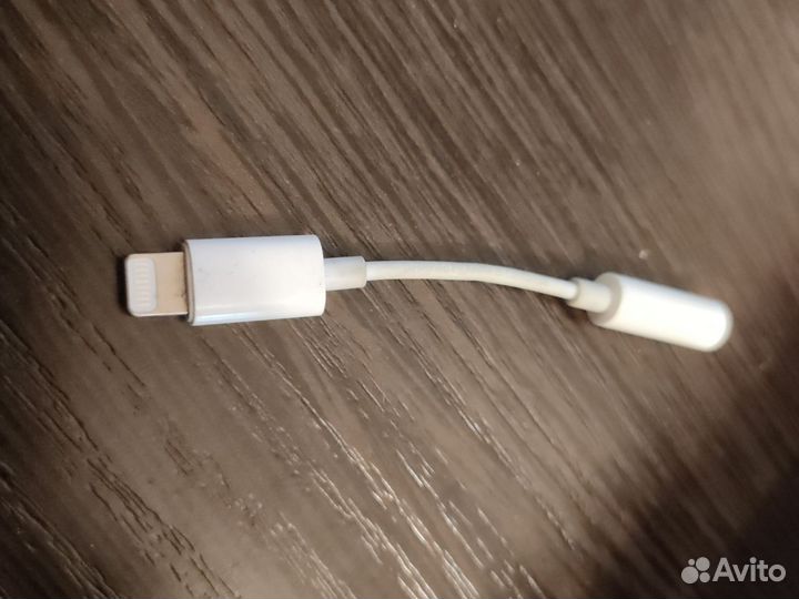 Переходник lightning 3.5 jack. оригинал