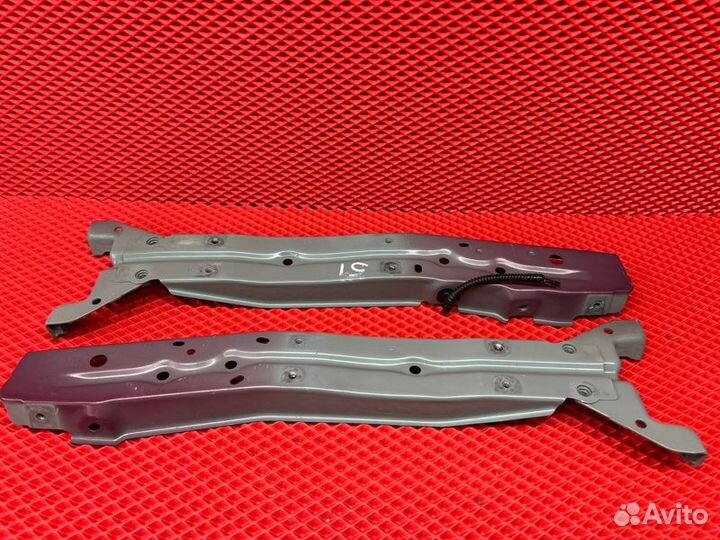 Панель, рамка, планка телевизора Toyota Roomy