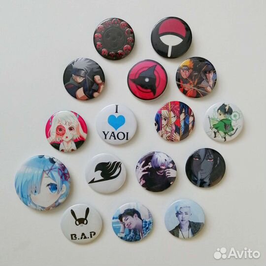 Коллекция значков с аниме и k-pop