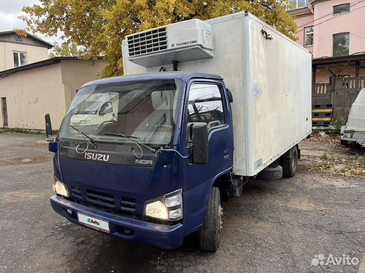 Isuzu NQR71, 2007