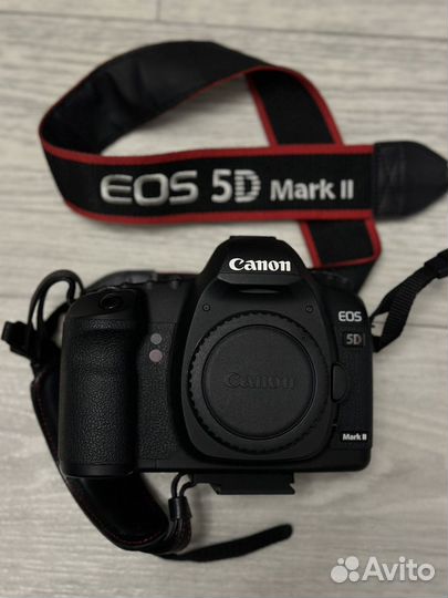 Зеркальный фотоаппарат canon