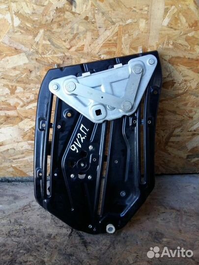 Стеклоподъемник электрический задний правый Opel