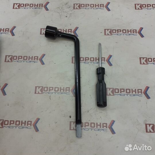 Ключ балонный KIA spectra