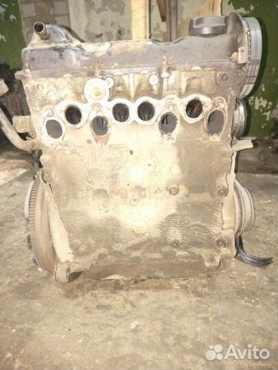 Двигатель Volkswagen Passat B3 универсал 1.8 1998