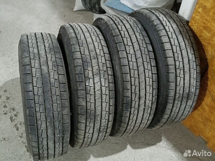 Продам зимние легкогрузовые колеса Ниссан Ванет