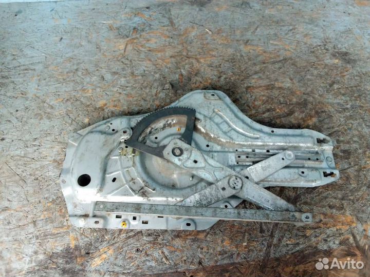 Стеклоподъемник передний правый Hyundai Elantra XD