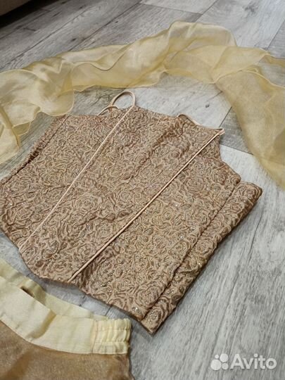 Платье праздничное для девочки