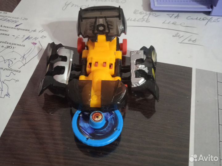 Машинка Трансформер 
