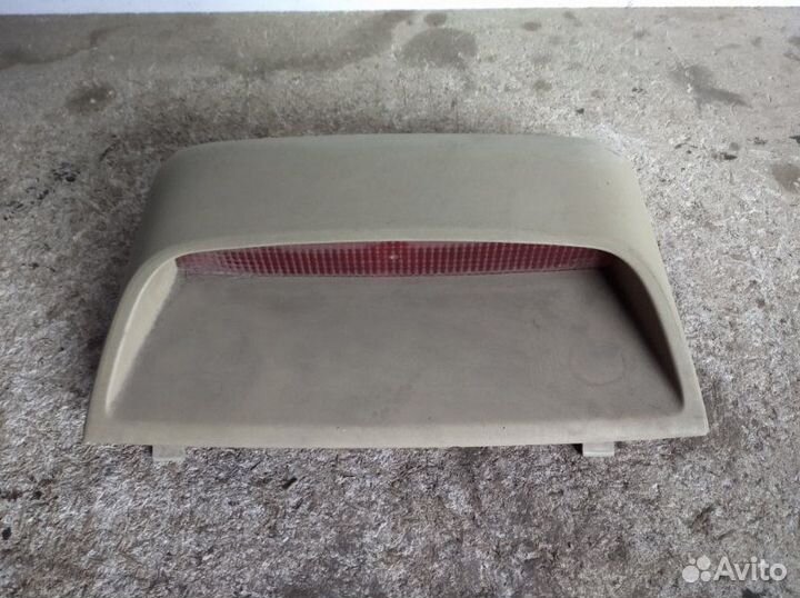 Стоп-сигнал Toyota Avensis II 2003-2008