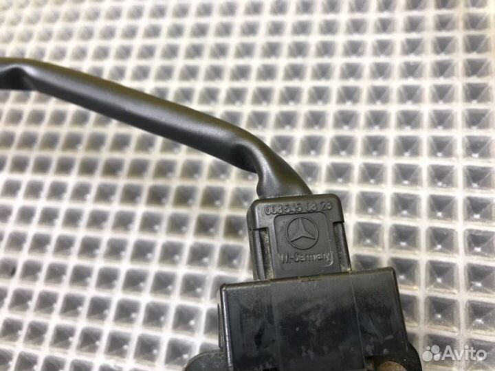 Реостат печки Mercedes-Benz S124 M102.963 1992