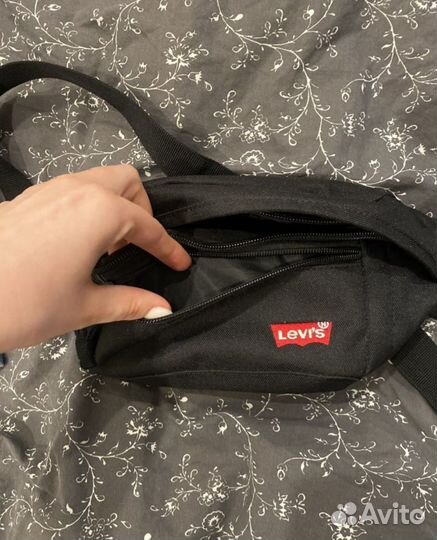 Поясная сумка levis