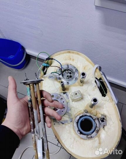 Ремонт электрических бойлеров аристон