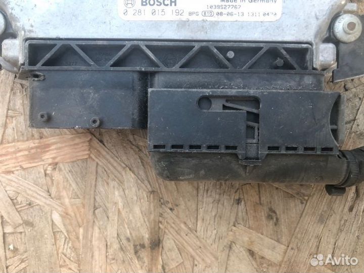 Блок управления двигателем Volkswagen Tiguan cdab