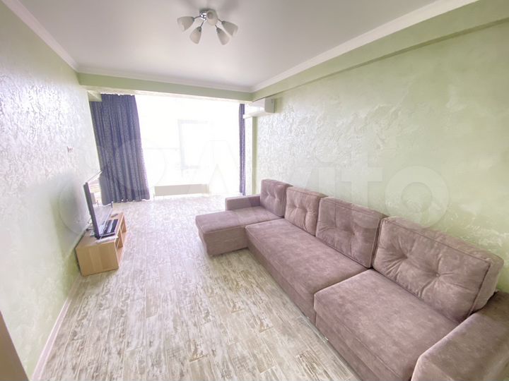 2-к. квартира, 56,5 м², 5/12 эт.