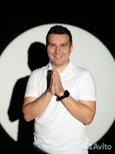 Ведущий и тамада