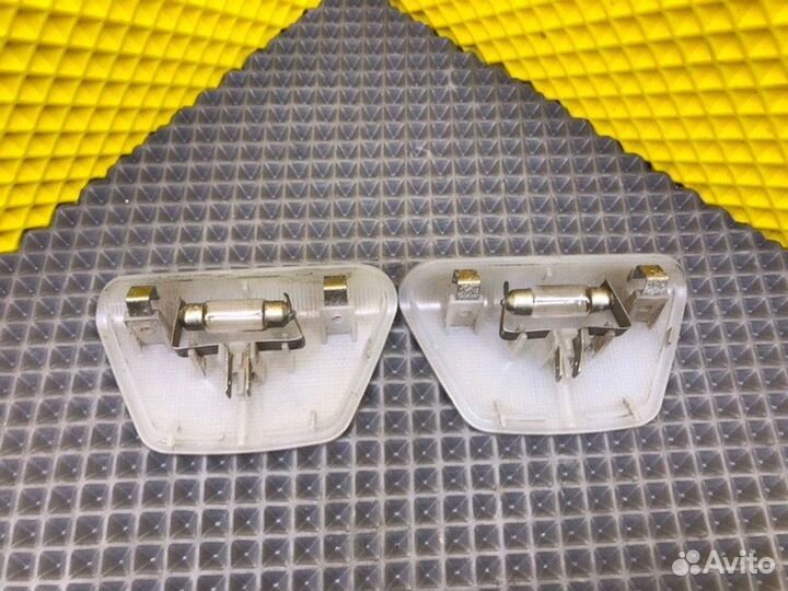 Плафон подсветки салона задний Mercedes-Benz S124