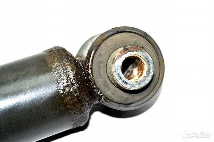 Амортизатор переднего моста, правый volvo FH (01.0