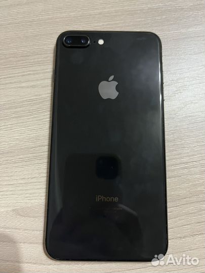 iPhone 8 Plus, 64 ГБ