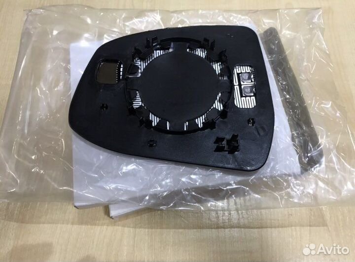 Полотно зеркала Ford Focus 2+ 08-11г