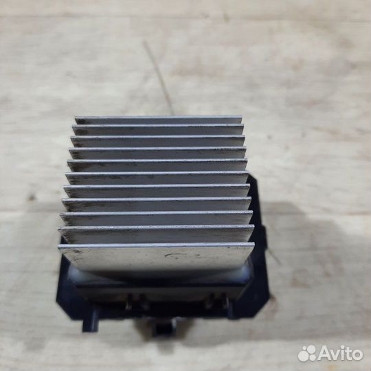 Резистор отопителя LADA Vesta седан 2019