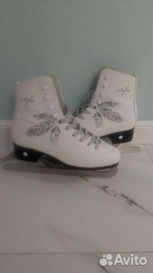 Коньки фигурные