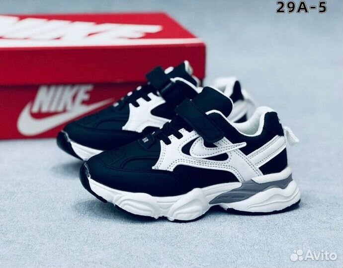 Кроссовки детские