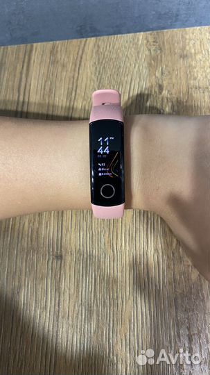 Смарт-часы honor band 5