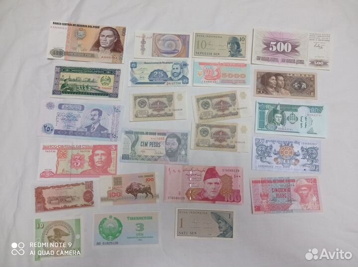 Коллекция банкнот иностранные, СССР, Россия. 64 шт