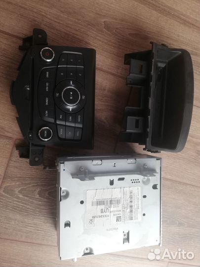 Штатная магнитола chevrolet cruze