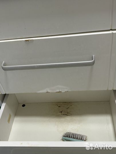 Раковина с тумбой