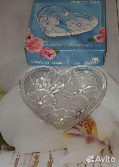 Конфетница-салатник Walther-Glas в форме сердца