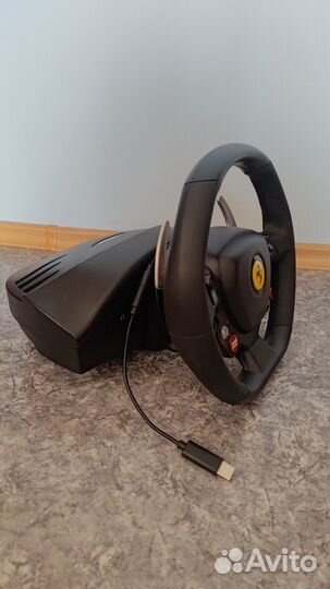 Руль Thrustmaster Ferrari 458 Italia Xbox 360